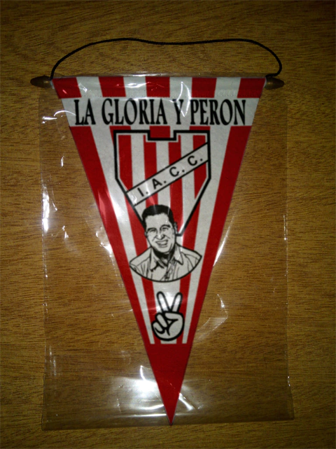 Banderin Triangular Instituto Y Peron