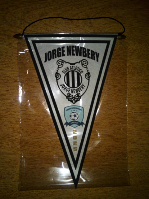 Flamula Triangular Jorge Newbery Maipu - comprar online