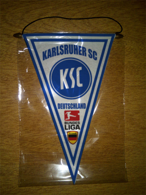 Flâmula Triangular Karlsruher Sc 2 Modelos - comprar online