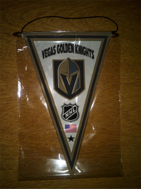 Banderin Triangular NHL Las Vegas Golden Knights - comprar online