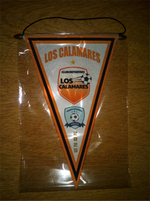 Banderin Triangular Los Calamares Chamical - comprar online