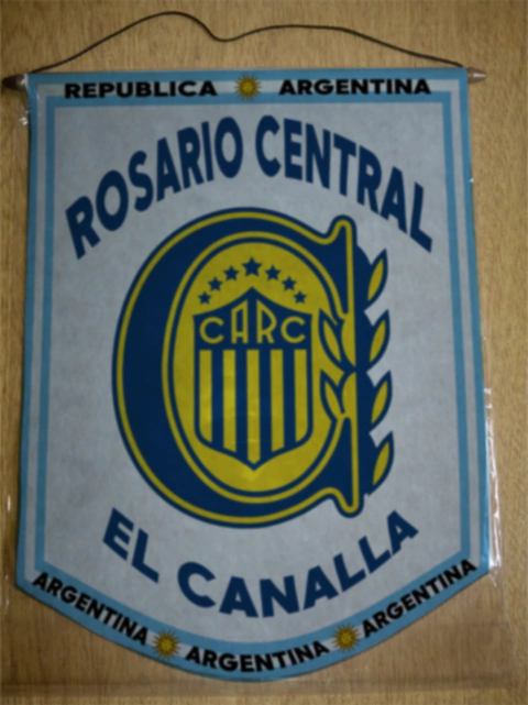 Large Pennant Rosario Central - buy online