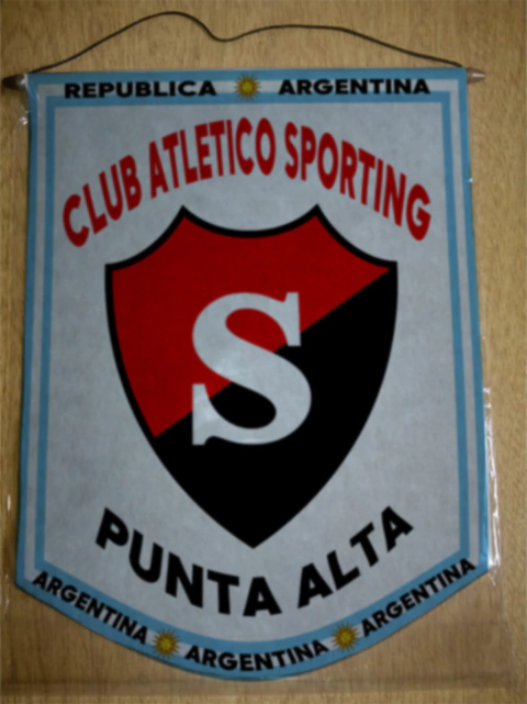 Medium Pennant Sporting De Punta Alta - buy online