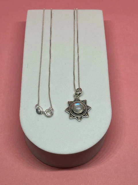 Colar Solzinho Pedra da Lua