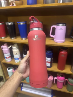 Botella con pico 1L
