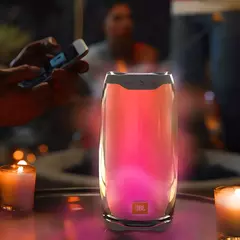 Parlante JBL Pulse 4 portátil con bluetooth waterproof
