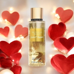 Combo San Valentín : Body Splash Victoria Secret + collar y dije de regalo - tienda online