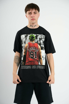 REMERA OVER RODMAN 91 - Hueso de perro