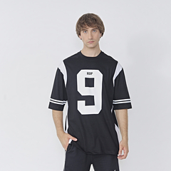 Remera Over 9 en internet