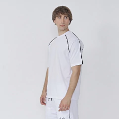 Remera OVER VIVO en internet