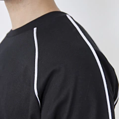 Remera OVER VIVO - Hueso de perro
