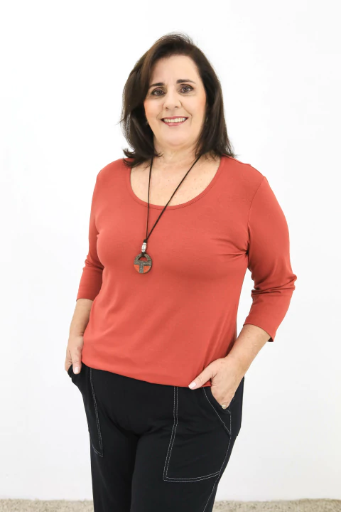 Blusa Bea Abdalla Básica Decote U Telha