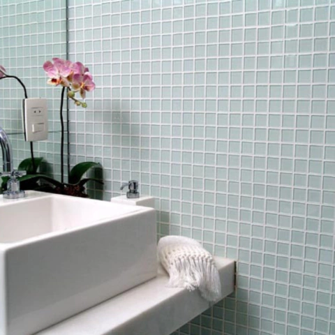 Pastilha adesiva fácil de colocar!