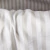 Tela tusor rayada Nara color perla, ancho 2,80 metros, con textura suave y rayas tejidas de aproximadamente 1 cm.