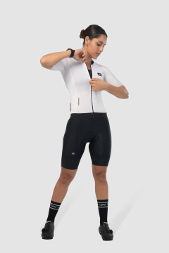 JERSEY CAIRO PRO 2.0 SLIM FIT TOTAL WHITE MUJER - comprar online