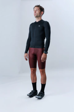 JERSEY NOVA SLIM FIT TOTAL BLACK HOMBRE