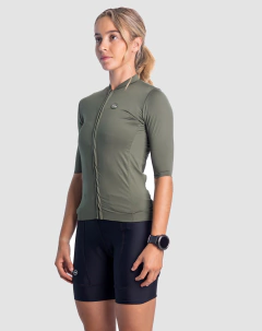 JERSEY ALPES MUJER SLIM FIT DRY GREEN - comprar online