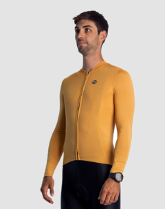 JERSEY VINSON HOMBRE SLIM FIT OCRE - comprar online
