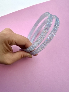 Tiara Cristal na internet