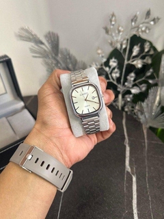 OFERTA ESPECIAL - Reloj Casio + Perfume INVICTUS Paco Rabanne DE REGALO! - Shekko