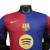 camisa-barcelona-i-home-24-25-jogador-masculina-azul-vermelha-lewandowski-raphinha-lamine-yamal-dani-olmo-ferran-torres