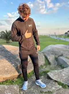 3X1: CONJUNTO UNDER ARMOUR + REMERA TERMICA DE REGALO - Maxify