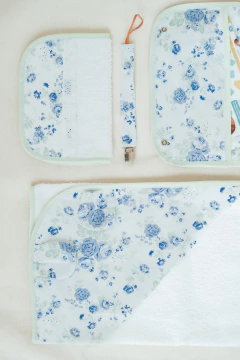 KITS COMPLETO FLOR ROSAS CELESTES en internet