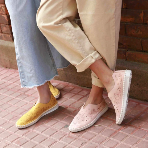 NUEVAS- PANCHAS REGINA- XL, TALLE 39 (38 REAL)