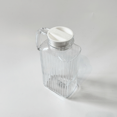 Jarra de vidrio Quadro 1700ml - comprar online