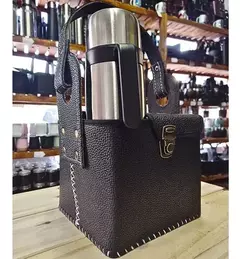 Imagen de Canasta Matera eco cuero con Tapa Y División Porta Termo