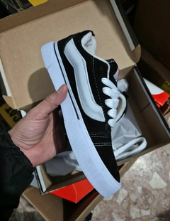 Vans Knu Skool Negro/Blanco Importado Premium™ en internet