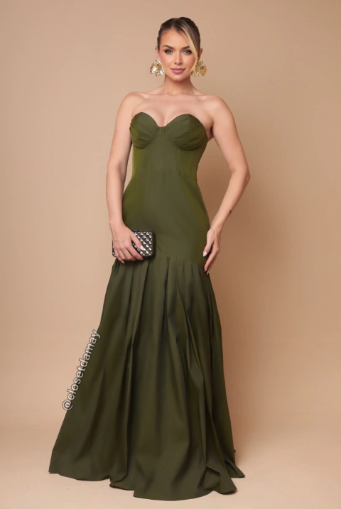 Vestido de festa longo, tomara que caia, decote coração e modelagem sereia - Verde Oliva