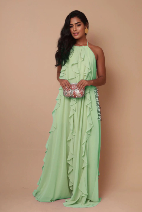 Vestido de festa longo, com flor removível com aplicação de babados - Verde Menta