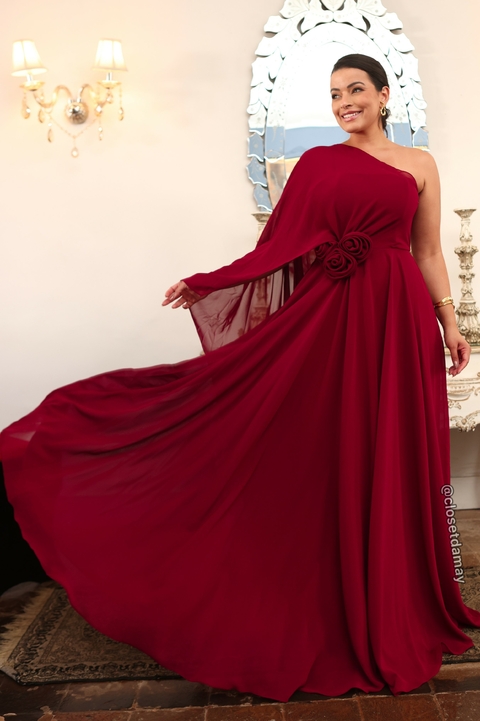 Vestido de festa longo, nula manga com a capa lateral fixa - Marsala