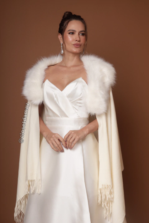 Echarp com gola em pelo sintético - Off White