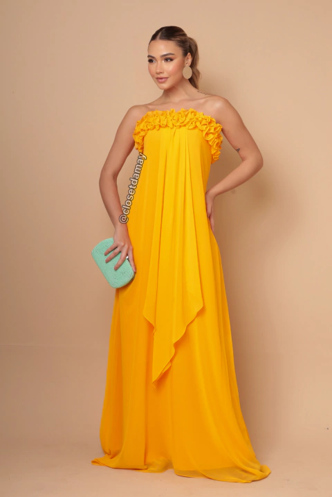 Vestido de festa longo, tomara que caia com babados e calda frontal - Amarelo Manga