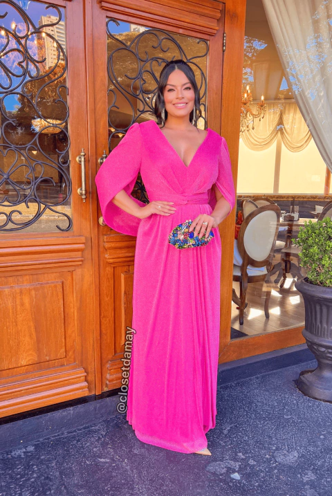 Vestido de festa plus size longo, com leve brilho, decote v e mangas soltas - Rosa Pink