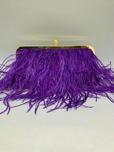 Bolsa clutch em pena sintético - Roxo