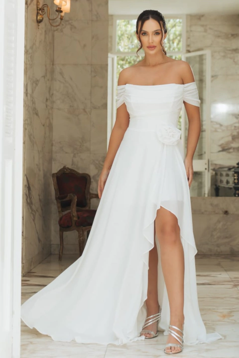 Vestido de noiva longo, ombro a ombro, decote drapeado - Branco