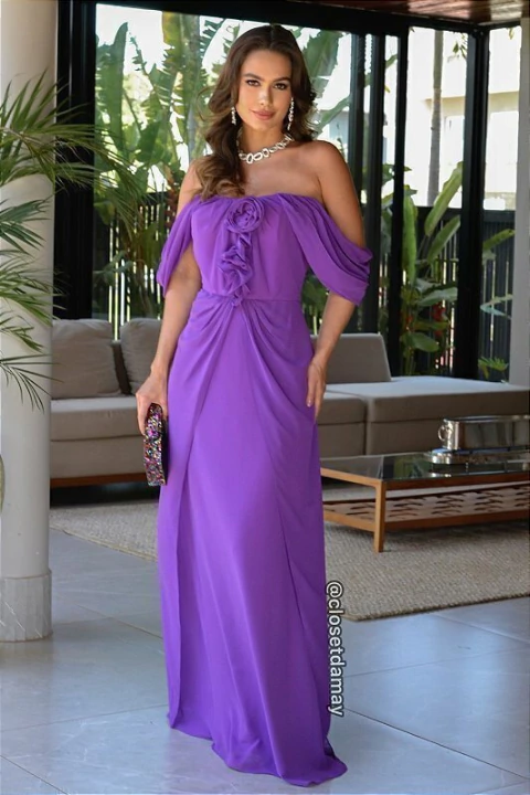 Vestido de festa longo, busto estruturado, tomara que caia com manga degagê - Roxo