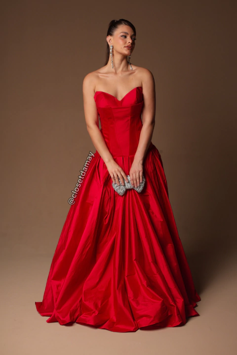 Vestido de festa longo, tomara que caia, decote coração - Vermelho