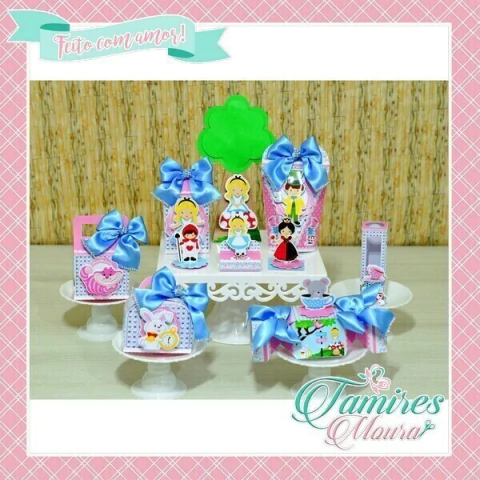 Alice no País das Maravilhas - Arquivo de Corte / Festa - comprar online