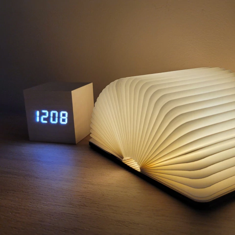 Book Lamp + Reloj (Blanco o Negro)