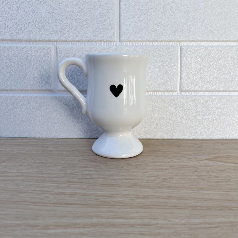 CAPUCHINA BLANCA CORAZON MEDIANO - comprar online