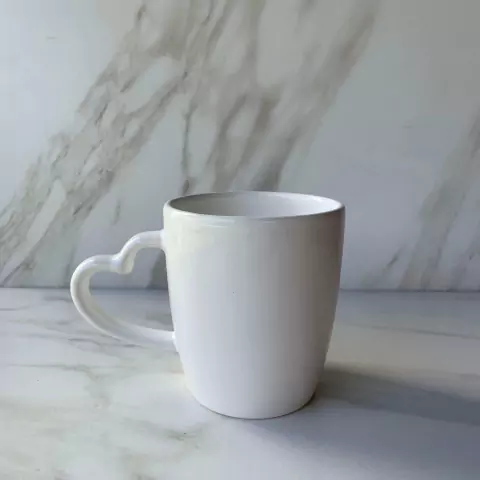 TAZA ASA CORAZON BLANCA