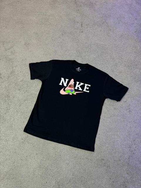 CAMISETA OVERSIZED NK PATRICK