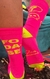 Meia FODA-SE COM BALÃO - rosa neon com amarelo neon na internet