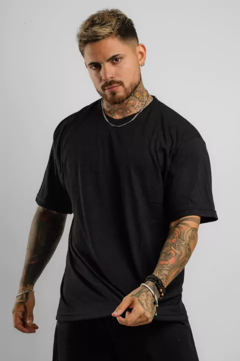 REMERA BASICA OVERSIZE (01040132)