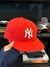 BONE VERMELHO BRANCO NEW ERA