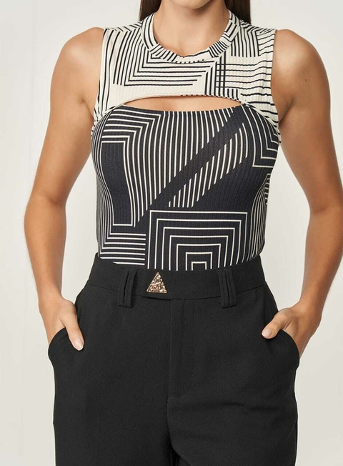 Regata Canelada Colcci - Preto e Branco